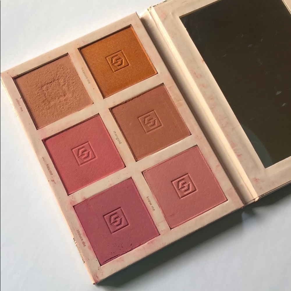 Jouer Blush Palette